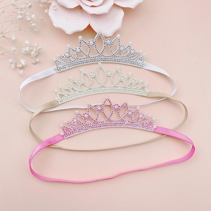 Three-piece set of girls crown headbands with pearls and crystals in white, beige and pink