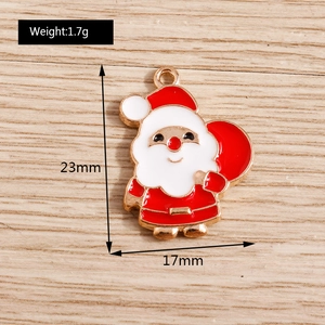Détail des breloques Père Noël en émail avec dimensions 23x17mm et poids 1,7g