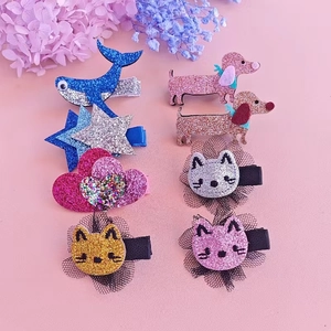 Set mit 8 bunten Glitzer-Tier-Haarspangen inklusive Wal, Stern, Herz und Katzen für Kinder