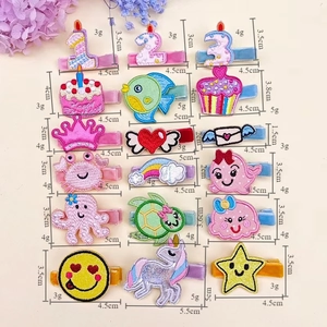 Set de horquillas bordadas para niñas con animales, estrellas, coronas y corazones