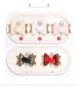 Détail de barrettes ballerine à paillettes et strass, ensemble de cinq couleurs variées