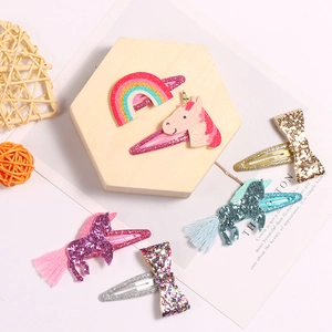Haarklammern-Set für Mädchen mit Glitzer-Einhorn, Regenbogen und Pailletten