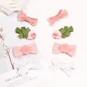 Set de pinzas para el pelo con lazos rosa colgante de corazón y bordado floral