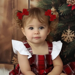Paar rote Glitzer-Haarschleifen für Babys aus Paillettenstoff mit festlichem Weihnachtsdesign