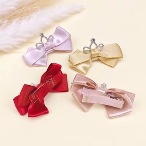 Barrettes à cheveux nœud avec couronnes de strass en violet, doré, rouge et rose