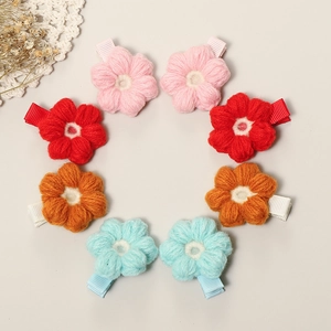 Set de 8 pinzas para el cabello con flores tejidas a mano para niñas en cuatro colores