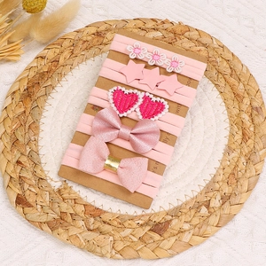 Lot de 5 bandeaux pour bébé avec fleurs brodées roses et nœuds sur carte de support