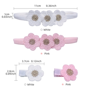 Ensemble de bandeaux et pinces fleurs au crochet pour bébés en blanc et rose doux
