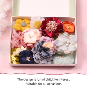 Lot de 15 barrettes à fleurs pour filles avec perles et strass dans une boîte cadeau