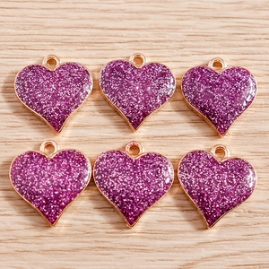 Pendentifs en forme de cœur violet pailleté avec base dorée pour création de bijoux