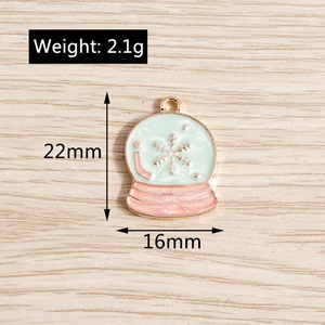 Detail of a snowflake glass ball pendant with size 22mm x 16mm and weight 2.1g for DIY