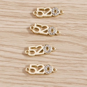 Pendentif doré chiffre 520 avec strass blancs pour accessoires de bijoux DIY en lot