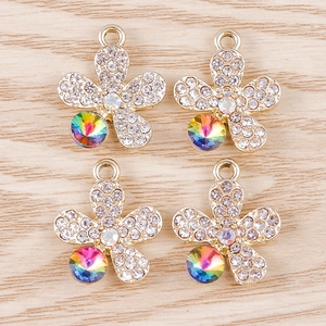Gänseblümchen Anhänger mit AB Regenbogen Kristallen und Strass für DIY Schmuckherstellung