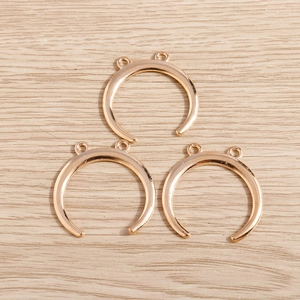Pack of 20 minimalist gold-plated crescent moon alloy pendants with double hanging loops