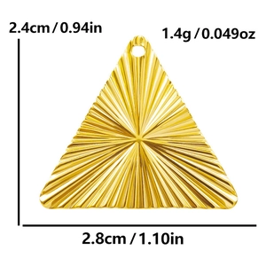 304 Stainless steel vintage sunburst triangle pendant with dimensions 2.4cm by 2.8cm