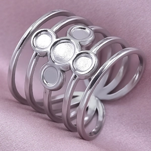 Detail of 304 stainless steel multi-layer spiral ring base with five DIY gem settings