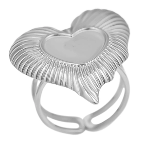 Macro shot of silver heart ring featuring pleated texture and adjustable double-band design