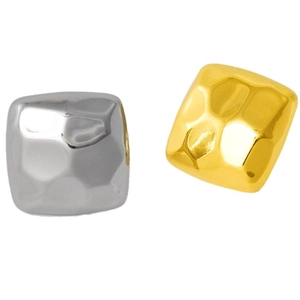 Irregular hammered 304 stainless steel square beads in gold and silver finish