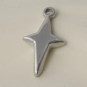 Close-up of polished 304 stainless steel star pendant with high mirror finish for DIY jewelry