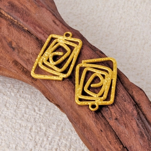 Pendentifs rectangulaires en acier inoxydable 304 doré avec texture martelée et spirale