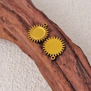 304 stainless steel gold sun pendant base for DIY jewelry making and necklace crafts