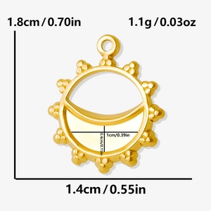 Macro detail of 304 stainless steel sun pendant showing 1.8cm height and 1.4cm width size