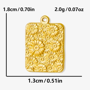 Details zu 1,8x1,3 cm Goldanhänger mit Gänseblümchen-Muster und 2,0g Gewichtsangabe