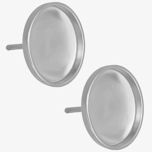 Makro-Detail von runden 304 Edelstahl Ohrstecker-Rohlingen für DIY-Schmuckherstellung
