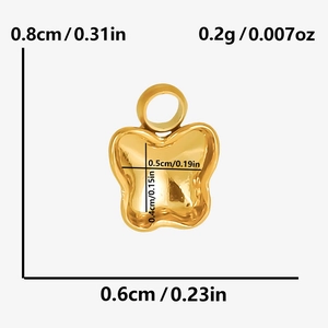Détail d'un pendentif papillon doré en acier inoxydable 304 poli avec ses dimensions
