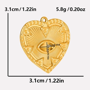 Detail of 304 stainless steel heart pendant with radial stripes and 3.1cm size markings