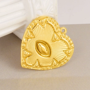 304 stainless steel gold heart pendant with intricate relief and radiant sunburst texture