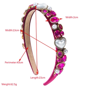 Dimensions détaillées du serre-tête en velours rose avec strass et perles en cœur