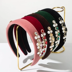 Baroque Vintage Padded Velvet Headband For Women Luxury Rhinestone Artificial Pearl Wide Hair Band Wedding Party Hair Accessories