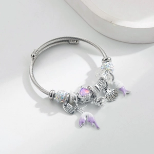Silbernes Meeres-Armband mit Fischschwanz, Muschel-Anhängern und lila Kristallen