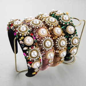 Luxury Baroque Velvet Headband For Women Vintage Wide Jeweled Hair Hoop With Rhinestones And Faux Artificial Pearls Palace Style Hair Accessories
