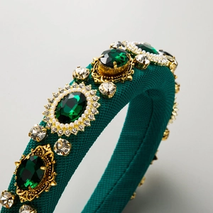 Luxury Baroque headband with green crystals, faux pearls and vintage gold floral details