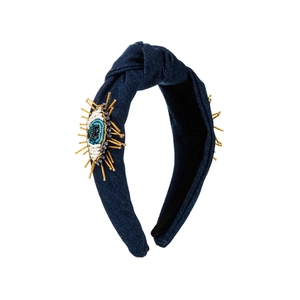 Cerchietto in denim fatto a mano con nodo, ricamo Evil Eye e dettagli in oro lucido