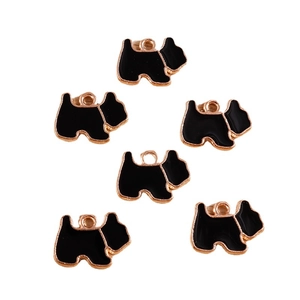 Set mit sechs schwarzen Emaille-Anhänger im Scottie-Design mit goldener Metallkante