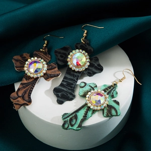 Vintage Kruis Gepreegd Leer Oorhanger Voor Vrouwen Ingelegde Veelkleurige Strass Bohemien Retro Stijl Feestaccessoires Sieraden Cadeau