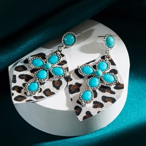 Boucles d'oreilles vintage en cuir léopard avec croix turquoise et pendentif feuille