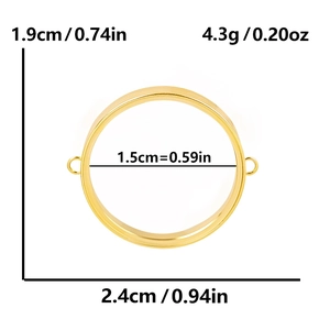 Tableau des tailles du médaillon en acier inoxydable montrant 2,4cm de large et 1,9cm de haut