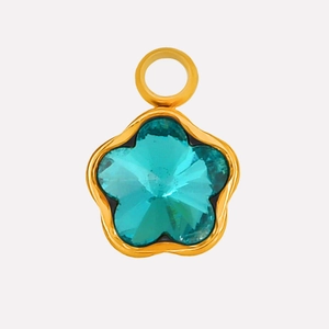 Detail eines Fünfblättrige Blumenanhängers aus Edelstahl 304 mit blaugrünem Kristall