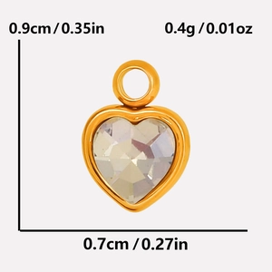 Detailed size specifications for a gold 304 stainless steel heart pendant with glass gems