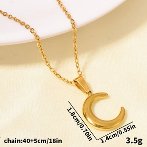 Collana con ciondolo a mezza luna d'oro lucido con catena a O minimalista da donna
