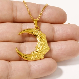 304 stainless steel moon necklace with rose relief pendant in elegant gold finish
