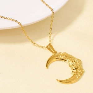Vintage Stainless Steel Crescent Moon Rose Flower Pendant Necklace For Women Men Punk Hip Hop Jewelry Design Neck Chain