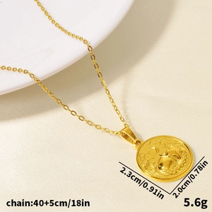 Collier avec pendentif renard en relief en acier inoxydable plaqué or 18 carats avec chaîne