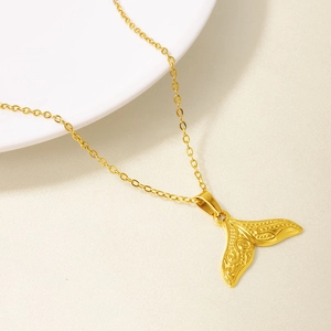 304 Stainless Steel Whale Tail Pendant Necklace Vintage Embossed Fishtail Design Elegant INS Style Neck Jewelry For Women