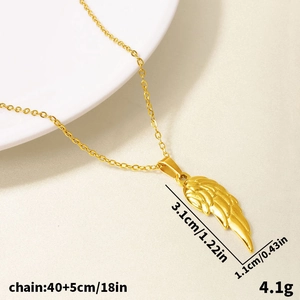 Collana con ciondolo a piuma in acciaio inossidabile 304 con finitura in oro 18k