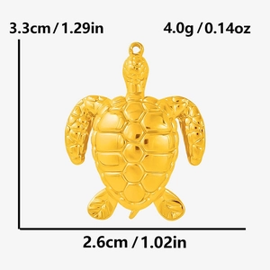 Detailed view of gold sea turtle pendant with dimensions 3.3cm by 2.6cm and weight 4.0g